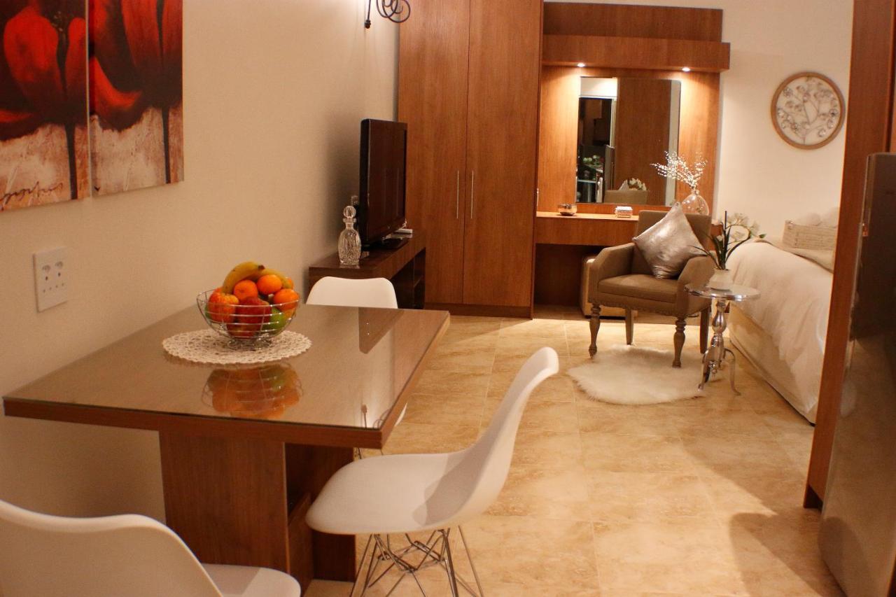 Keret Accommodation Bellville Exterior foto